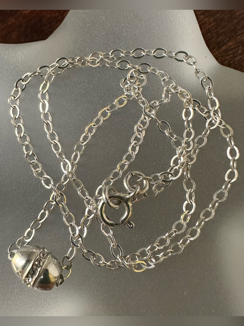 Sterling silver 16 inch necklace with small barrel bead charm